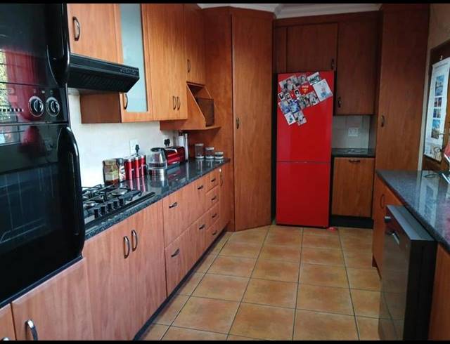 3 BEDROOM HOUSE FOR SALE IN VERWOERDPARK